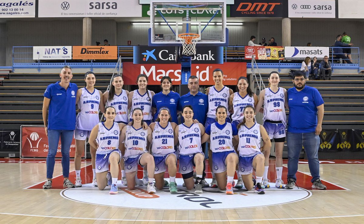 #CopaCatBQ🏀 / En joc la segona semifinal de la Copa Catalunya Femenina, que es disputa al Nou Congost de #Manresa, entre el @cbroser1933 i l'@ABPremia! 💯 #a100ambelBasquet🏀 🙅🏼‍♀️ #DemanaCANVI 📊 basquetcatala.cat/competicions/r… 📸 @Guscarrascotfe