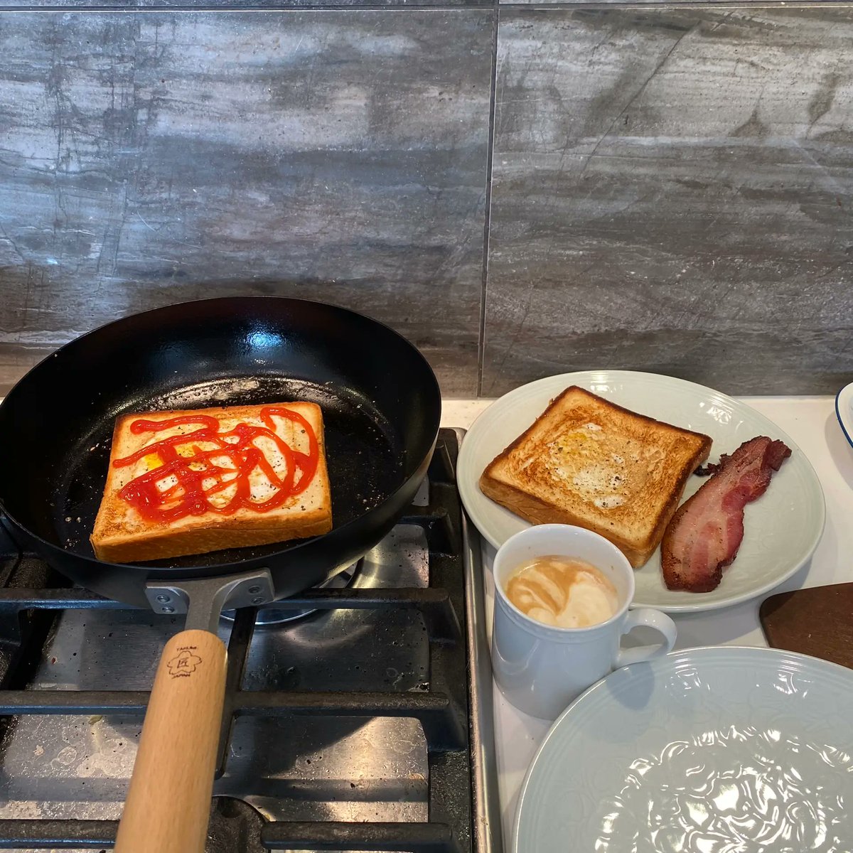 DM_Comunity's tweet image. I think I'm actually quite creative haha
It's really an easy lunch 😂