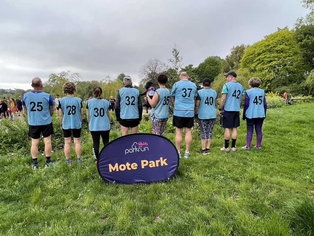 MoteParkpkrun's tweet photo. A great start to our weekend - thanks to our brilliant pacers, amazing volunteers and of course all of you who make our parkrun so special 🥰

This week 195 people ran, jogged, or walked, 44 were first timers and 45 recorded new PBs. The event was made possible by 30 volunteers: https://t.co/eGA3yzq9mW