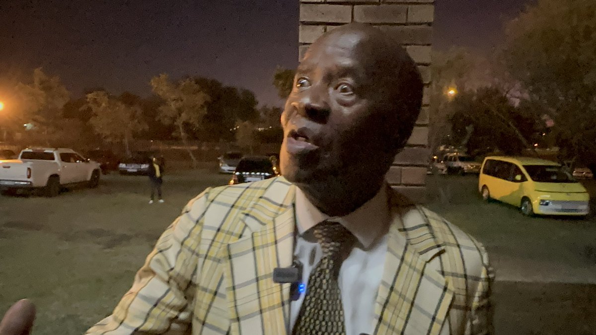 Velile_Mnyandu's tweet photo. Spent two days this week working on the #AlexShakoane tribute, donโt miss it on @Official_SABC1 at 13:30 this afternoon. Remembering the legend.
@SABC_Sport | #RIPGoldfinger https://t.co/D7XSjc16uq