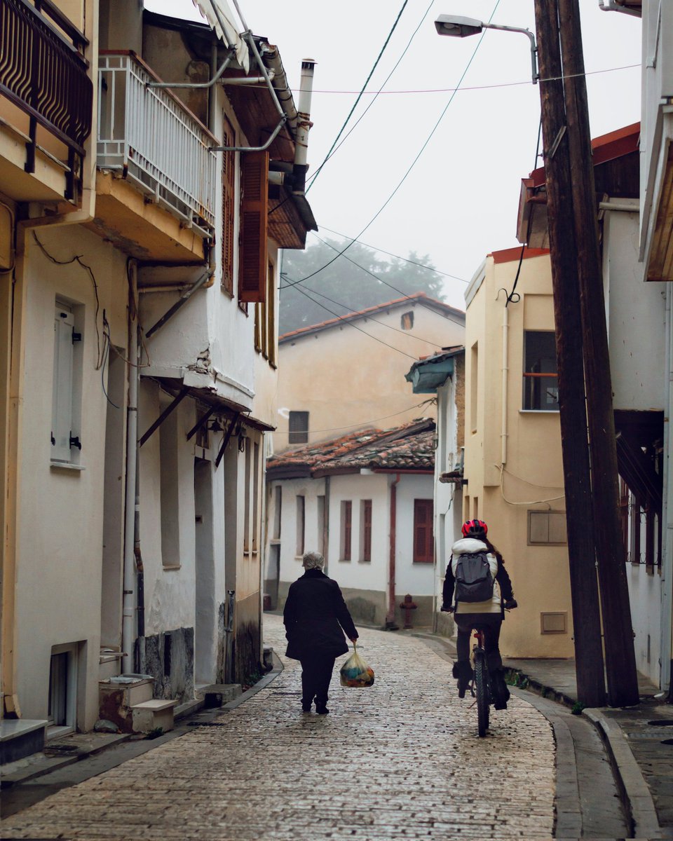 xontrikaiasximi's tweet photo. 🤍🩶🖤🧡🤎
#ioannina #giannena #epirus #Greece #mycity #whereilive #alley #ioanninacastle #urbangreece #citylife #photography #photographylovers #photooftheday #PhotographyIsArt #greekphotographers #Greece #nikon #nikonphotography #nikond3100 https://t.co/xtiL4y7ZX4