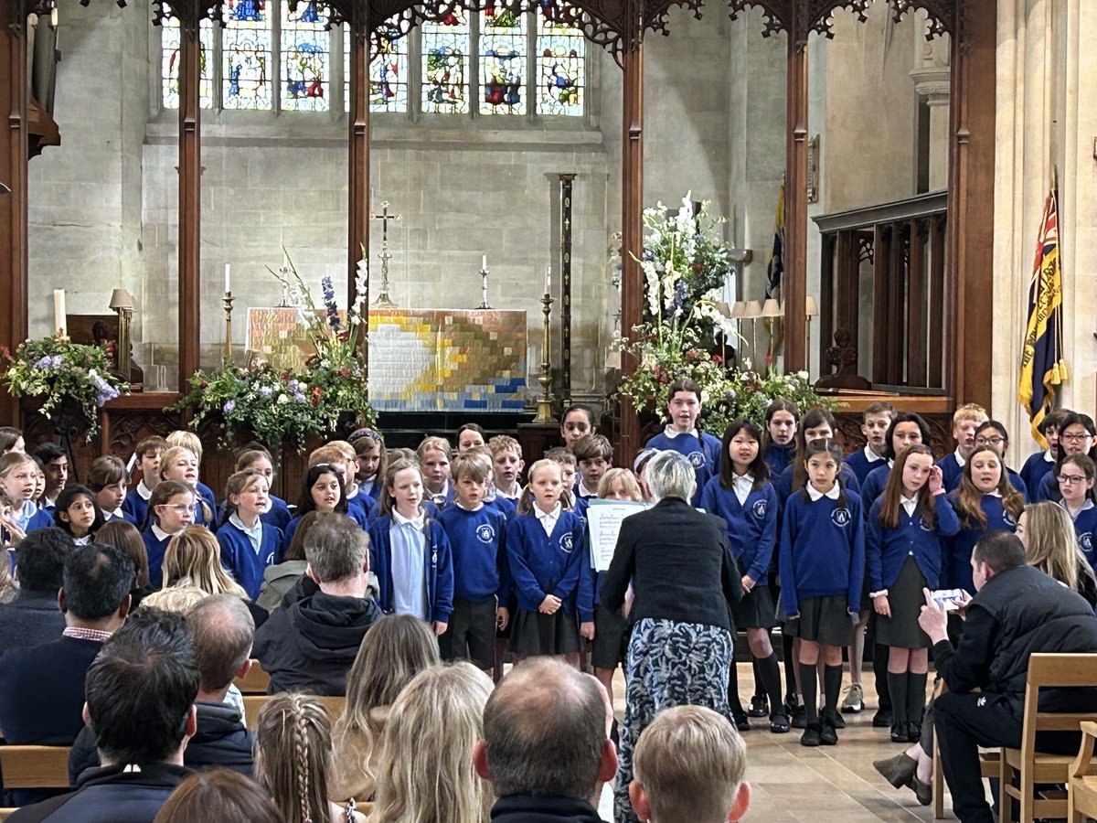 Fantastic singing by Archdeacon Cambridge School Choir! #RichmondMayFair