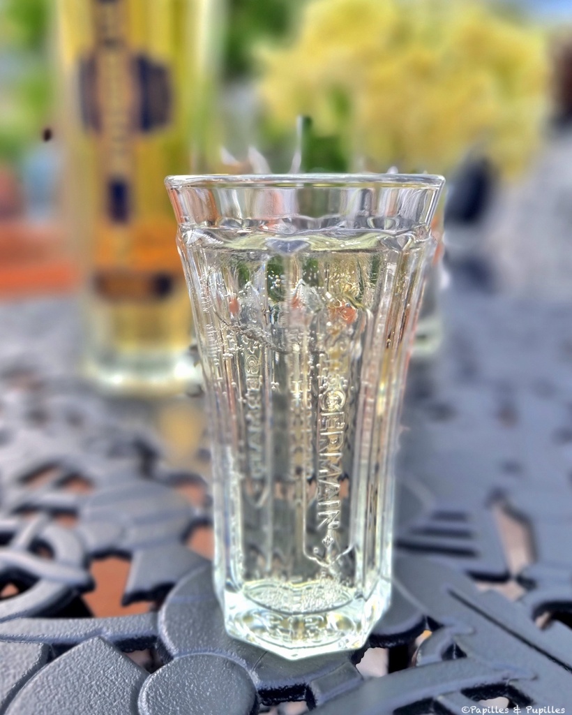 Spritz St-Germain, à la liqueur de fleurs de sureau via #Papilles ift.tt/ROAY8QP