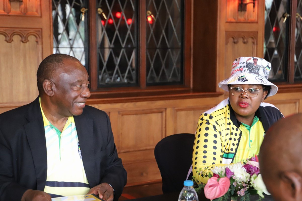 CdeKubayi's tweet photo. 📍The Play House, Durban, eThekwini Region

@MYANC NWC visit to the KZN Province led by President Cyril Ramaphosa | The provincial visit joined by NEC deployees, aims to give impetus and a tangible outcome to this year's theme which is... https://t.co/DBbUXqrZLa