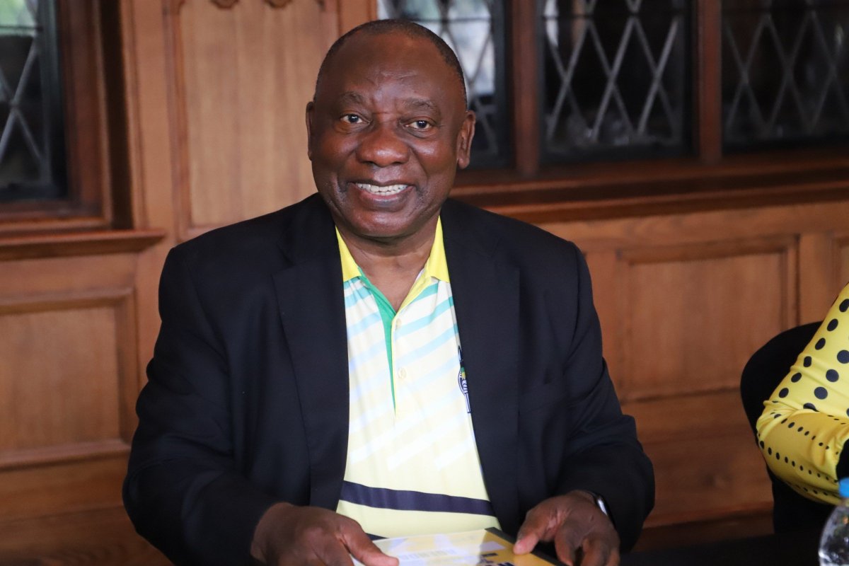 CdeKubayi's tweet photo. 📍The Play House, Durban, eThekwini Region

@MYANC NWC visit to the KZN Province led by President Cyril Ramaphosa | The provincial visit joined by NEC deployees, aims to give impetus and a tangible outcome to this year's theme which is... https://t.co/DBbUXqrZLa