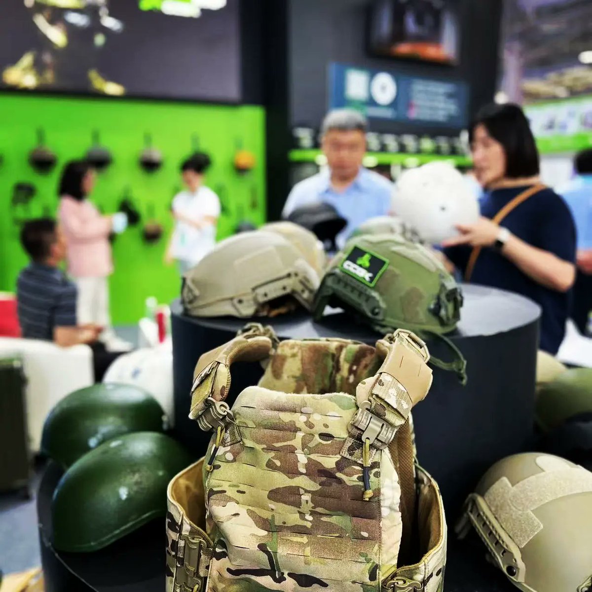 CCGKCHN's tweet photo. #another #busy #day #for #ccgk #team #at #11th #china #international #exhibition #on #police #equipment #day #3 #is #done #one #more day #to #go #hard #work #to #be #continued #tomorrow 

#ballistic #helmet #armor #sheild #plate #military #army #police #law #enforcement #rec https://t.co/b7vm0MzzDx