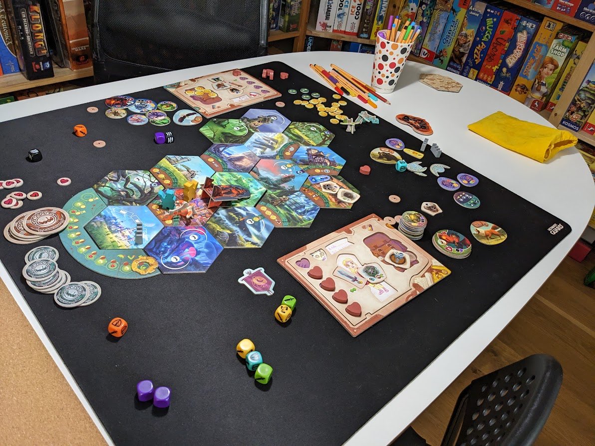 Lina Die Feurige und LIA DIE SCHNELLE konnten Avel befreien! Wir freuen uns riesig auf die Erweiterung zu #Avel <a href="/Asmo_dee/">Asmodee Deutschland</a>