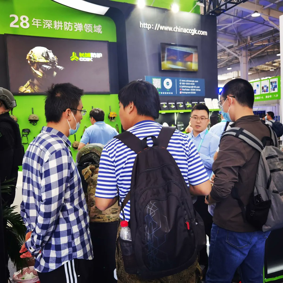 CCGKCHN's tweet photo. #another #busy #day #for #ccgk #team #at #11th #china #international #exhibition #on #police #equipment #day #3 #is #done #one #more day #to #go #hard #work #to #be #continued #tomorrow 

#ballistic #helmet #armor #sheild #plate #military #army #police #law #enforcement #rec https://t.co/Y9oPdA9iLU