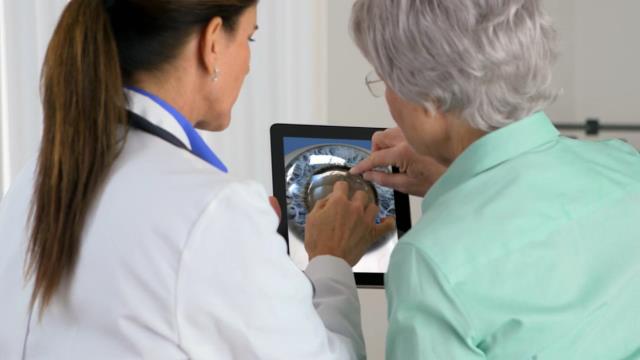 LaserandLens's tweet photo. https://t.co/PoK1lDdqC3 https://t.co/XBvNTCPgfy AI platform can be a 'helpful robot' for cataract surgery - Healio https://t.co/ocvsP038LX