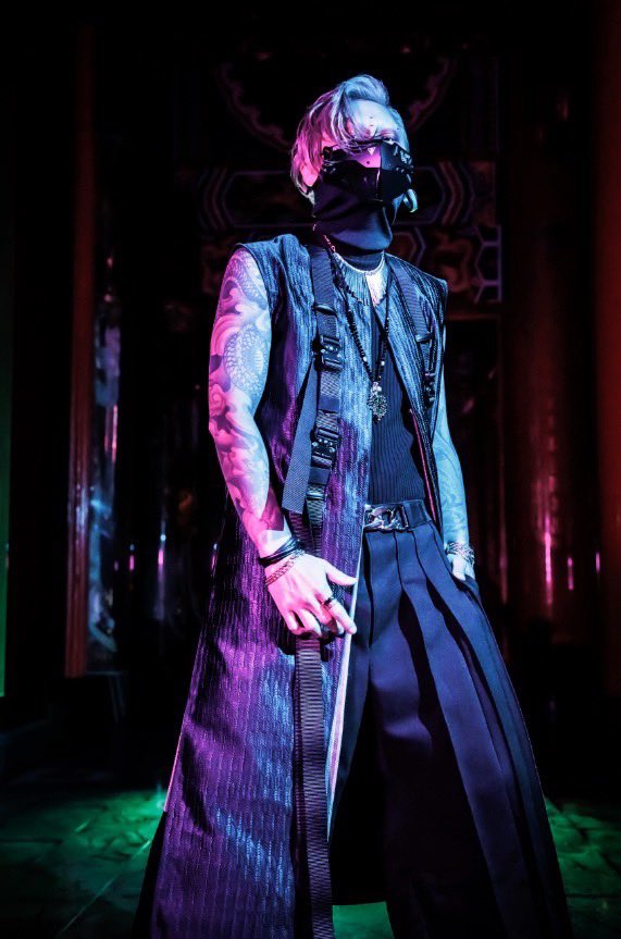 kouryu_1014's tweet photo. NEW LOOK!!

#RAZOR
#衍龍 https://t.co/9RJHfDfO5Y
