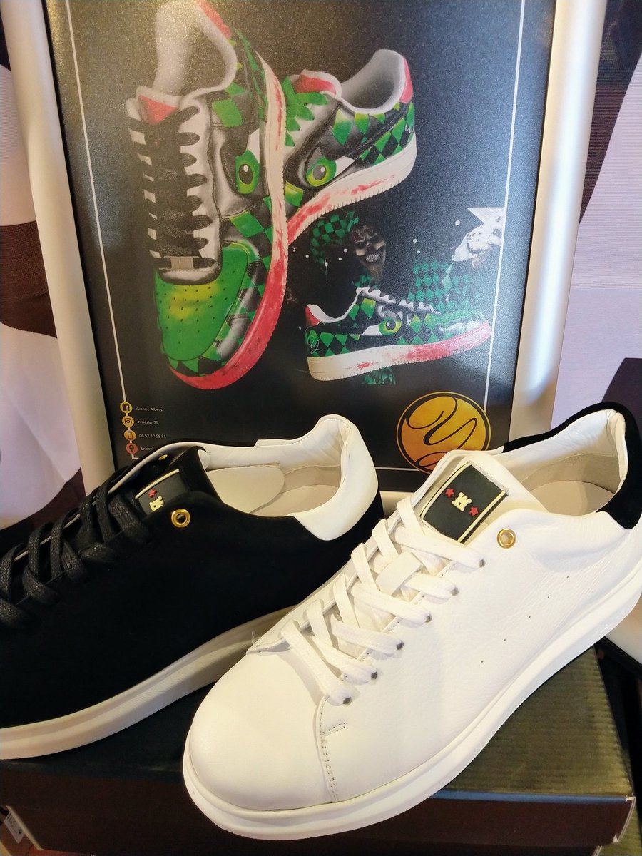 1369Jootje's tweet photo. Wil jij ook zulke gave customized sneakers? Vandaag kan je dit laten doen bij Schutrups Exloo #fcemmen #schutrupsexloo #exloo #voetbalfans #customize #sneakers #handmade #drenthe #schoenen #logo #art https://t.co/TQPeO4DYRA
