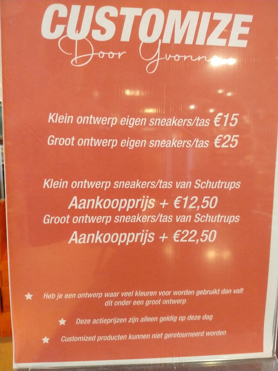 1369Jootje's tweet photo. Wil jij ook zulke gave customized sneakers? Vandaag kan je dit laten doen bij Schutrups Exloo #fcemmen #schutrupsexloo #exloo #voetbalfans #customize #sneakers #handmade #drenthe #schoenen #logo #art https://t.co/TQPeO4DYRA