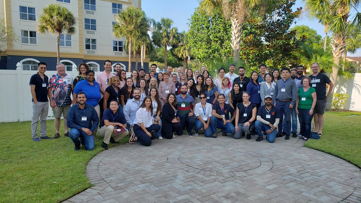 Day 2 of the symposium is about to begin. Wakey wakey, eggs and bakey.