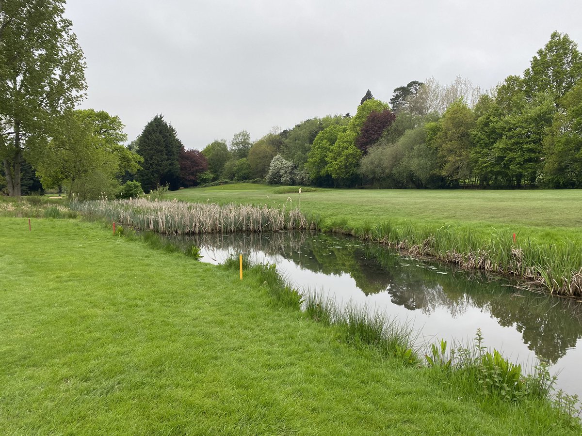 SkyCaddieSteve's tweet photo. This morning I’m in Berkshire visiting @DownshireGolfComplex updating their latest changes & checking gps details throughout the course , ensuring up to date accuracy for all @SkyCaddie players #proactiveGPSupdating #groundmapping #gpsaccuracyisimportant https://t.co/0GZvDkYN2y