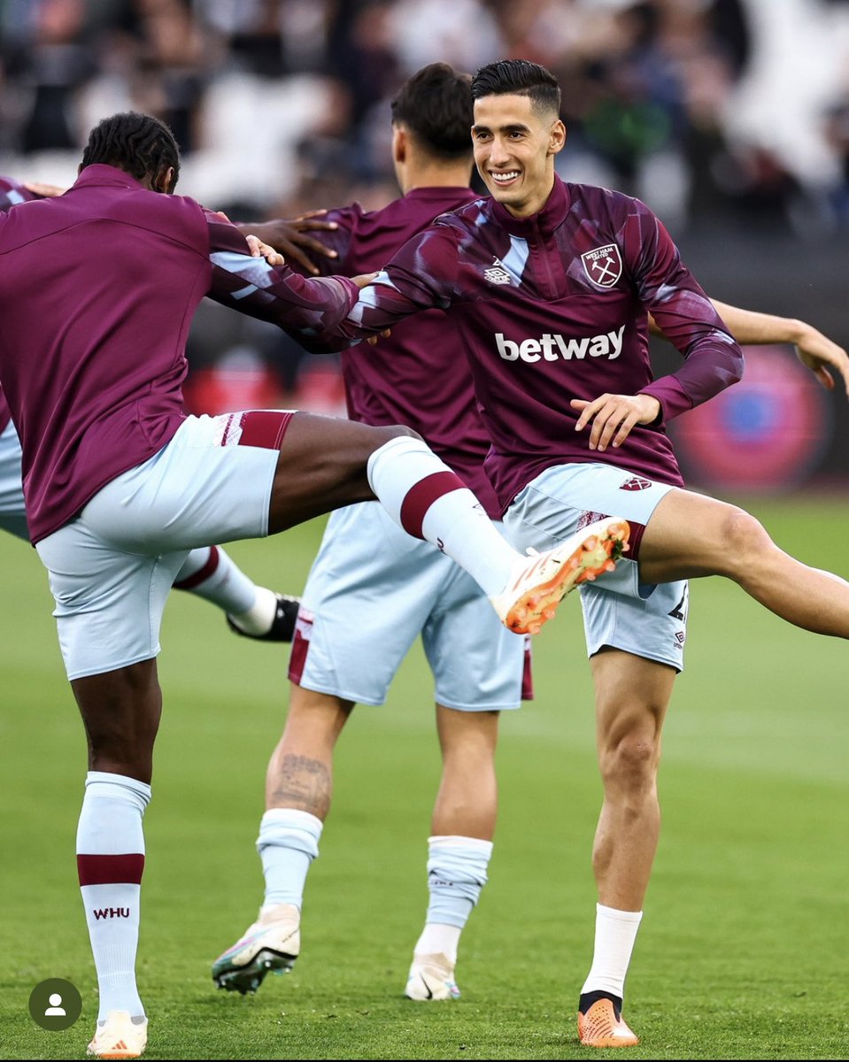 StuntheOG's tweet photo. We go again ! THE HAMMERS⚒️🏴󠁧󠁢󠁥󠁮󠁧󠁿 https://t.co/ixjE02TTfT