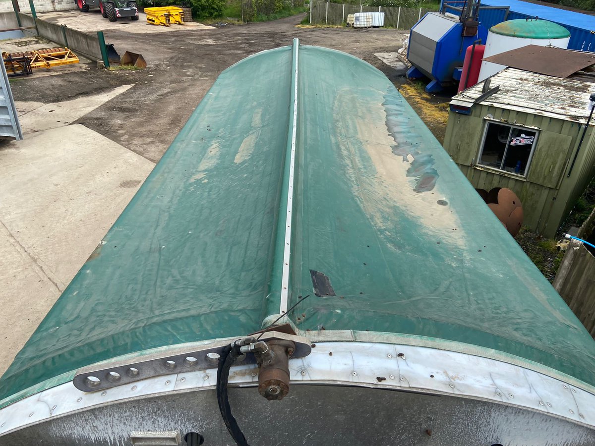 Eveey Hunter tweet media