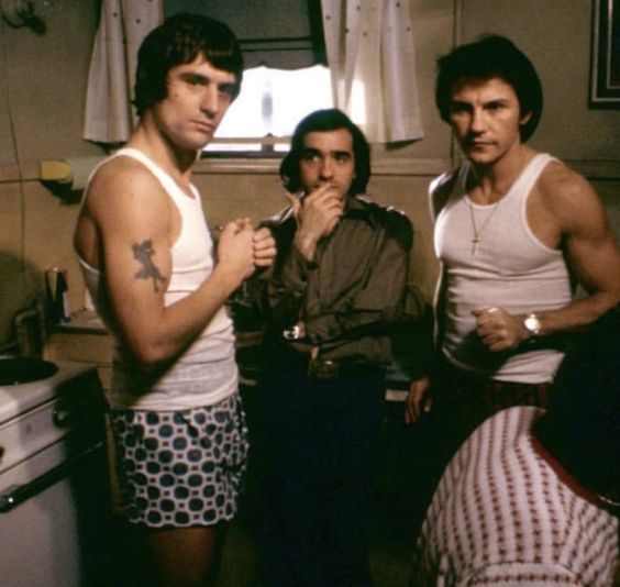 AlbertGalera's tweet photo. Robert De Niro, Martin Scorsese and Harvey Keitel on the set of Mean Streets (1973). https://t.co/AB5ZqgFb5m