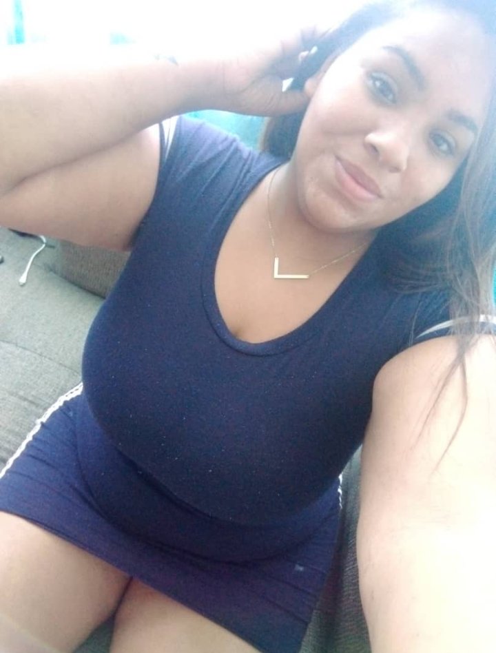 flores_litzay's tweet photo. Buenos días estoy muy bella para esta rogando jaja https://t.co/dswsgehS0F