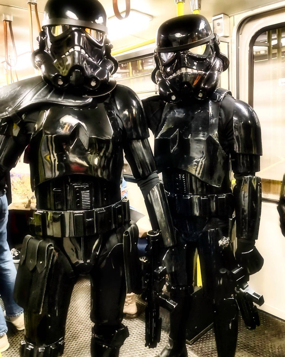 501stSpecOps's tweet image. TX22531 and TX30666 spotted something of interest… oh wait… it’s you! Keep calm citizen, you have nothing to be afraid of, just don’t move too fast 😉…

⬛️
⬛️ SwiftSilentRelentless
⬛️

#501sthungary 
#official501st 
#shadowtrooper 
#specops
