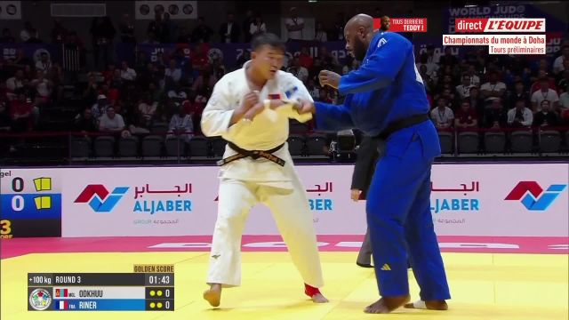 Teddy Riner rallie les quarts de finale aux Mondiaux de Doha: Dans la douleur, Teddy Riner a eu besoin du golden score pour se débarrasser du Mongol Odkhuu Tsetsentsengel en huitièmes de finale des Championnats du monde de Doha… ** martialnet.it dlvr.it/SnzN2f
