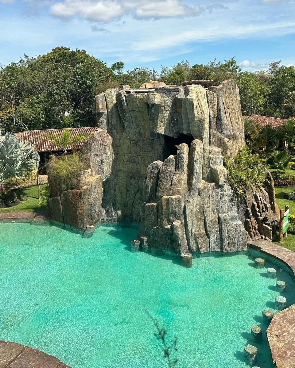 Desconéctate de la rutina y conéctate con esta belleza natural 💚

Canaima 🏞 es tu próximo destino a visitar.

📲 +584143991697
📲 +584142297695
📲 +584149050417

#aramerulodge #descanso #hotelturístico #hotelenlaselva #canaimavenezuela #canaimanationalpark #saltoangelvenezuela