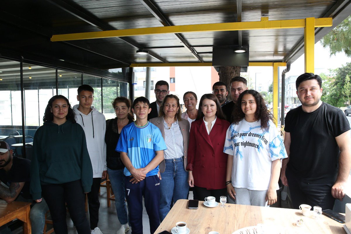 Aliağa’da yol arkadaşlarımızla ve yurttaşlarımızla buluştuk. Güzel günlere son 1 kaldı, umut tam da burada!