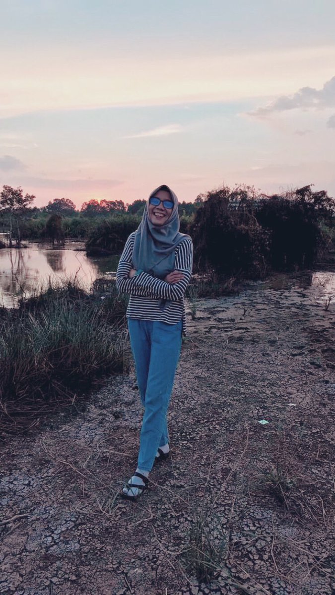 Quote tweet this with a photo (or video) of you that somebody else has taken. Selfies are not allowed. It can be old or new.💛🧡