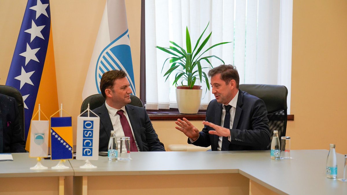Bujar_O's tweet photo. Grateful to discuss the importance of fostering an atmosphere of 
co-existence &amp; tolerance with #Mostar mayor #drMarioKordić &amp; City Council Speaker Salem Marić. A sense of community will allow the city to capitalize on its huge potential for tourism &amp; growth.  
#ItsAboutPeople https://t.co/GucBtUGCq9