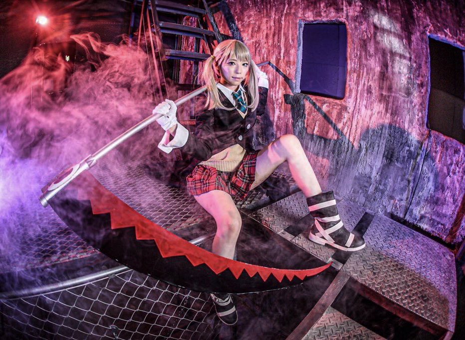 レミリア・スカーレット 「強めのハイライト+手前暗め ↓ 蛍光灯 ↓ 日中シンクロ ↓ スモーク&多灯  」|星野ハコ✧︎a.k.aさみゅちゃん！のイラスト