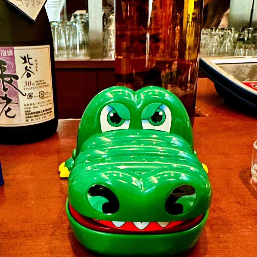 HazzyWild's tweet photo. やっと二日酔いが落ち着きました…
翌日辛いとわかってても飲んでしまうんだよね。

#銀座 #飲み過ぎた #泡盛 #沖縄 https://t.co/x8KBsTQwCC
