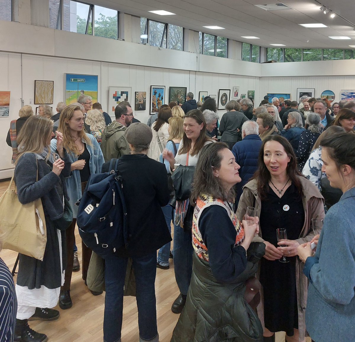 CarolTarnArtist's tweet image. Great PV for the Crouch End Open Studios group show at the Original Gallery,Hornsey Library. Really pleased to be exhibiting my portrait ‘Ella &amp;amp; Arthur’ - runs until 21st May. #ceopenstudios #groupshow #portrait #oilpainting