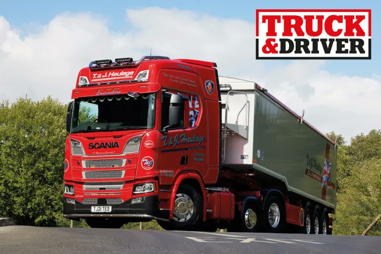 truckerworld's tweet photo. @TrucknDriver @ScaniaUK #scania #scaniapseries #scaniacoaches #scaniabreakers #scaniagiveaway #ScaniaCustoms #scaniaxt #scaniasuper https://t.co/lu8NYjMHRg
