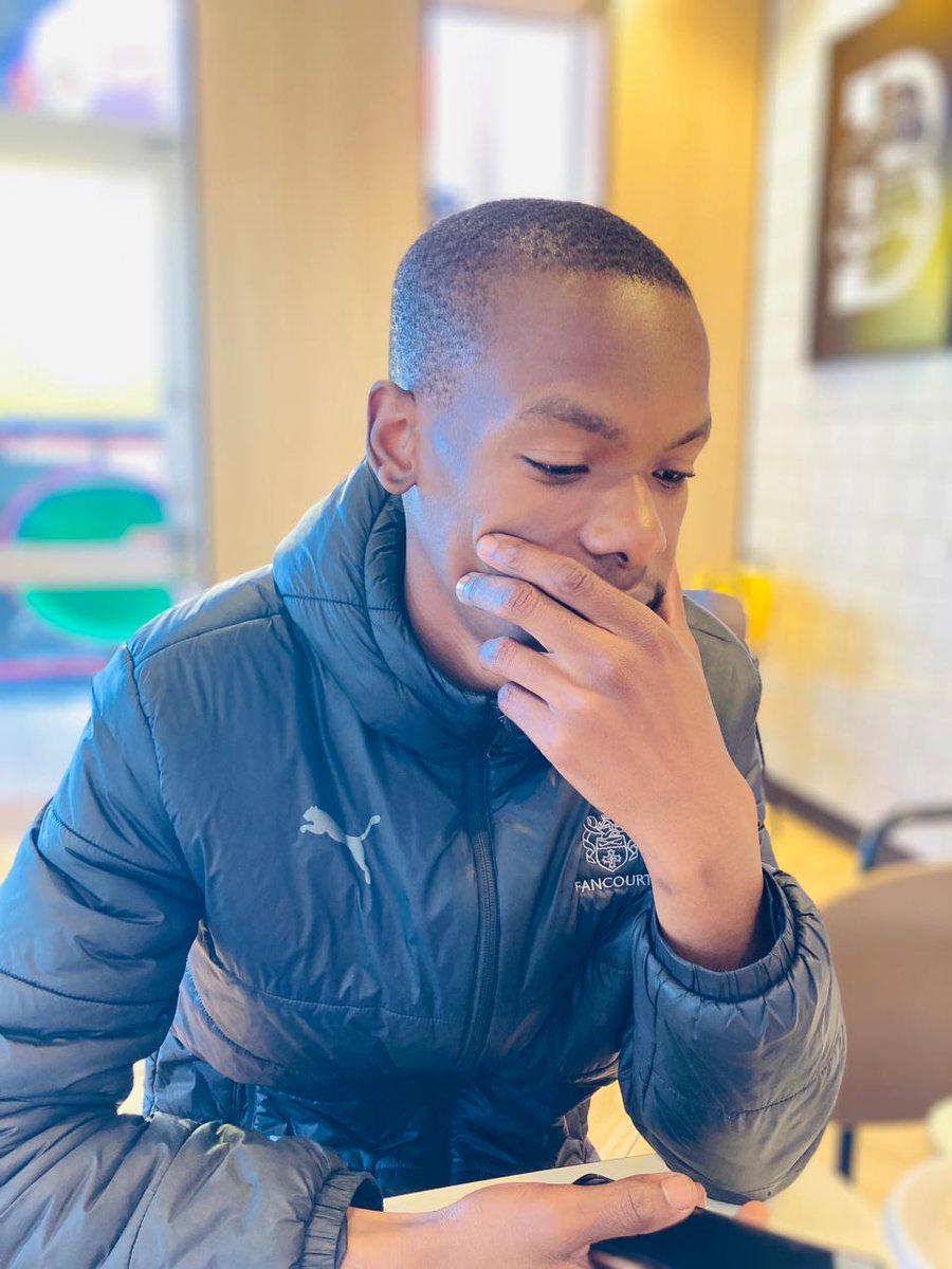 KGodongwana's tweet photo. I had my Capitec app on the game's folder and now It's playing games cz I can't find it. https://t.co/G7P1Wxq7Ju