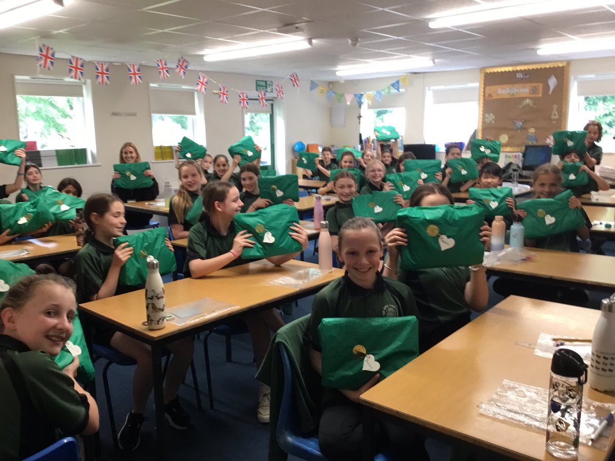 RoyalKentSchool's tweet photo. We are very proud of the hard work of our Scots Pine class who faced this week’s SATs papers with a positive attitude! Well done to all the Year 6 classes in the country too! Following the final test, the class were thrilled to receive their leavers’ hoodies, from our PTA! https://t.co/9PaRw9zBdO