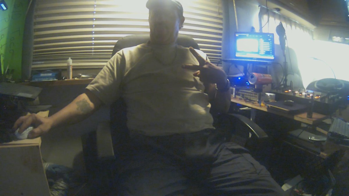 1-Loud- Radio tweet media