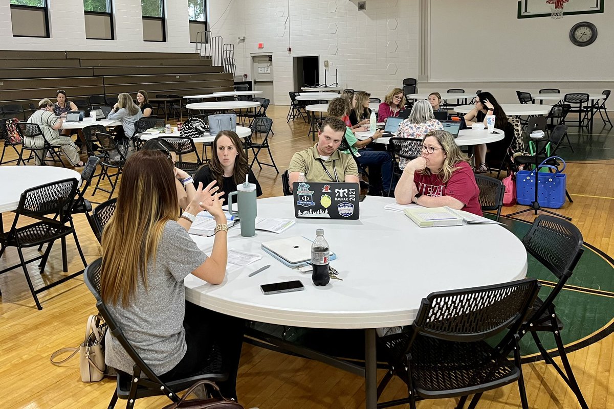 smiller_educ8or's tweet photo. It’s hard to capture the phenomenal work of this amazing group of educators in pictures but shoutout for #TeacherAppreciationWeek SCS Math Leadership Team has gone thru HQIM adoption & is onto preparing for implementation for Ts #SumnerMath I love their brains & hearts for Ss 🥰 https://t.co/XrT8Zmurtl