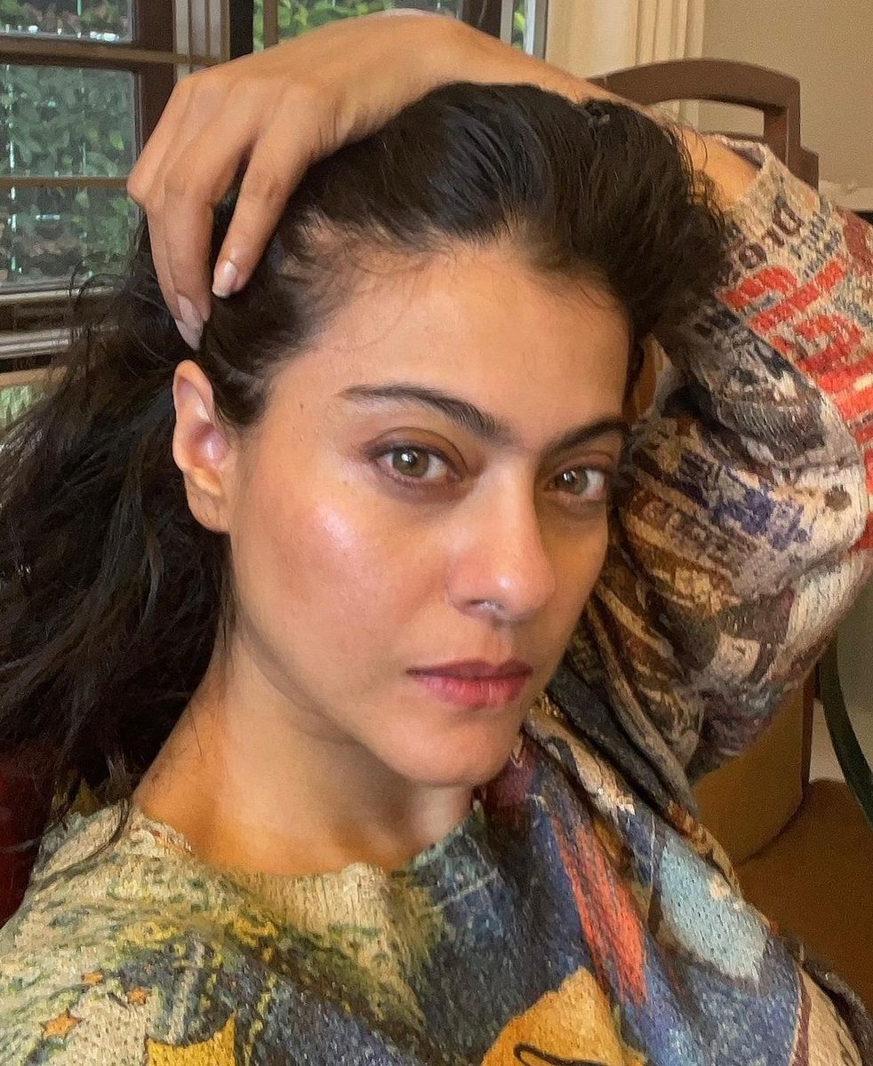 AdultHuman9's tweet photo. #Kajol https://t.co/d5uh1OG7gz