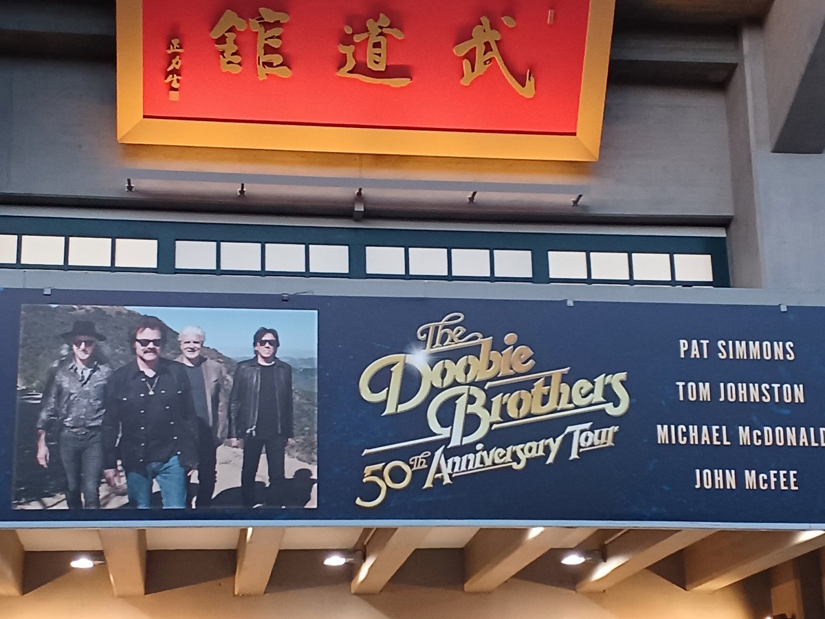 hirokeith's tweet photo. "ドゥービー・ブラザーズ結成50周年記念ツアーが遂に日本へ上陸" https://t.co/qU7TtYM9Kr
#TheDoobieBrothers #TomJohnston #PatrickSimmons #MichaelMcDonald #JohnMcFee #MarcRusso https://t.co/rZE4Cts6gE