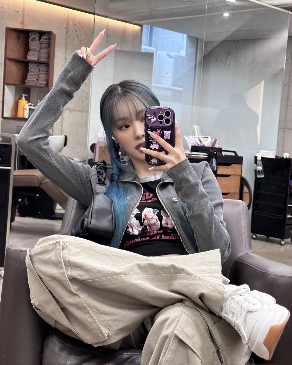 iMe_Dreamnote's tweet photo. [#드림노트] #미소 가 쓰는 #드림노트하루 

😼✌️ 

#DreamNote #ドリームノート⠀
#MISO #ミソ https://t.co/3aHnuycLbV