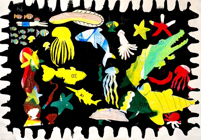 小学1年生、2年生の時に図工で描いた絵。 海の生き物が大好きで、絵を描くことを純粋に楽しんでいるのが画面いっぱいから伝わってきて、今も絵を描く自分を支えてくれている大切な作品たち。