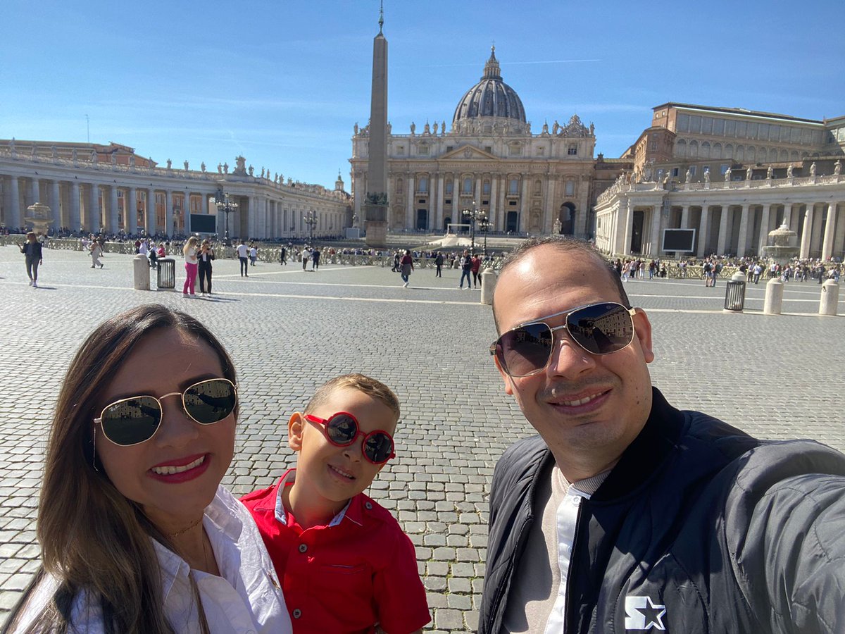 omairarojas58's tweet photo. Feliz día #ViajerosEBC viaja en #Familia y disfruta los mejores #Planes #Roma #vaticano #italia #turismodeaventura #turismodecalle #TurismoResponsable 
Únete a #ViajaBajoCosto #EuropaBajoCosto salidas desde #colombia #venezuela #peru #EstadosUnidos #Canada #Chile #mexico https://t.co/z4efKifXoO
