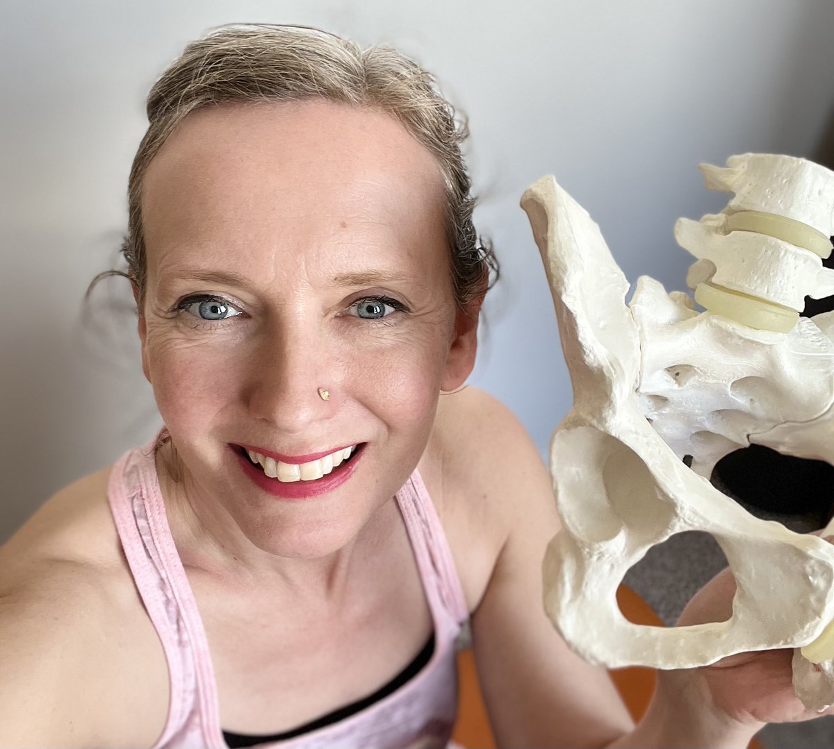 🤔 Tight Hips? Find mobility and strength - eepurl.com/irdBsw