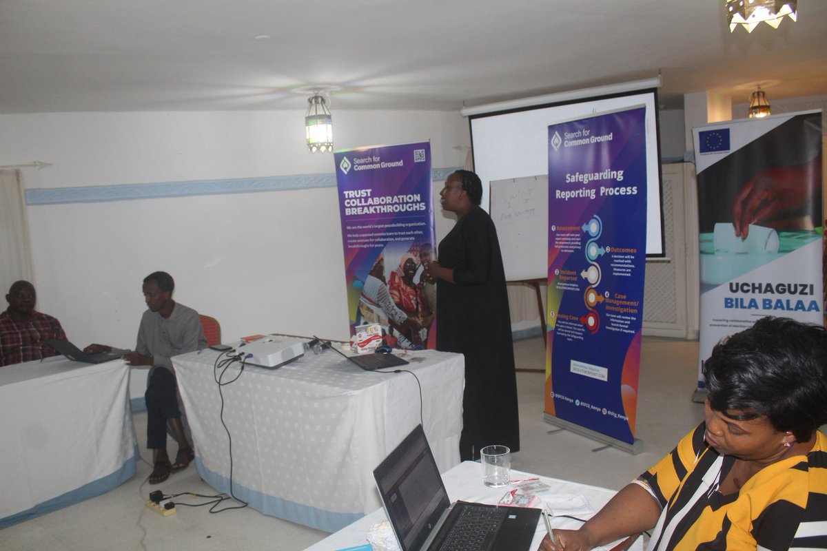 OrgMarwa's tweet image. NOW HAPPENING: Uchaguzi Bila Balaa reflection meeting for small grantees to harvest results from different initiatives under #uchaguzibilabalaa project, supported by @SFCG_Kenya and @EUinKenya. The meeting is taking place in Malindi Kenya.