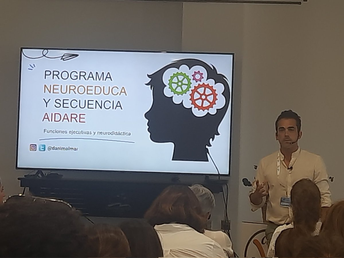 ordenacioneduhu's tweet photo. Gracias al @cepbollullos por darnos la posibilidad de conocer el magnífico Proyecto #Neuroeduca de @danimolmar @cepmarbellacoin en el II Congreso de Neurociencia y Educación de #Matalascañas https://t.co/8B6h0Pg6b1