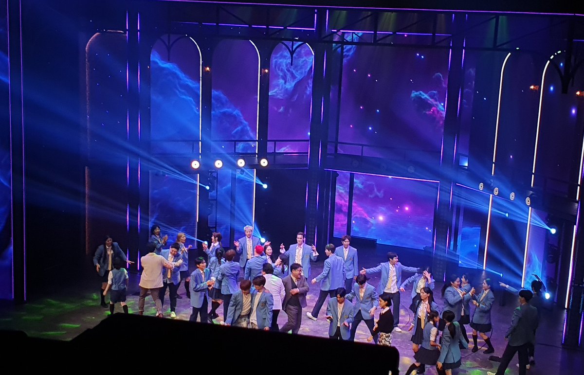 dory_unwritten's tweet photo. Congrats to the Dream High cast on opening night! https://t.co/4MA2r3WmGa