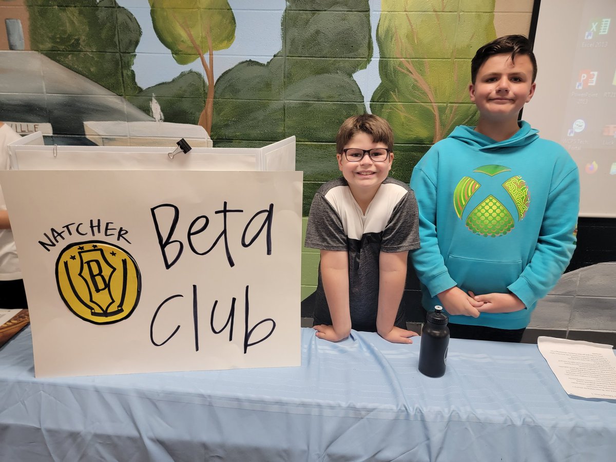 LanksLeaders's tweet photo. NATCHER CLUB FAIR 2023 🧡💙
Our EOY Club Fair promotes visibility for all of our clubs, encourages membership AND allows members to share all of their hard work!
#studentled #leaderinme #habithub
@NatcherElem https://t.co/kLbONBMU8S
