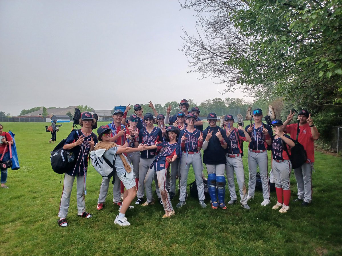 azupfer's tweet photo. The TWHS Freshman cap off their winning season by beating their rival 13-1.  Nisthauz pitches another complete game.  Gams with a monster triple.  The future is bright for these Cards! @TW_Baseball @TWHS_Cardinals @TWHSAthletics https://t.co/ZQ8ITzxTzB