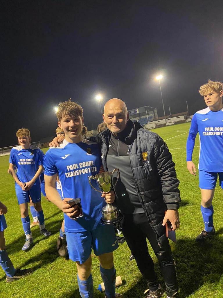 wivenhoetown_fc's tweet photo. Congratulations to Wivenhoe Town U18s who won the final of the Colchester and District YFL Open Cup last night.

The Dragons beat Stanway Villa 5 - 1 at Broad Lane. https://t.co/00C6OgjghC