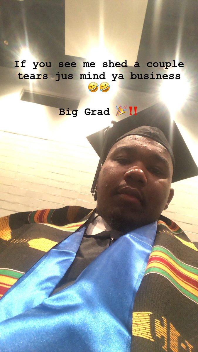 Brontavious52's tweet photo. Big Grad 🎉‼️ https://t.co/nKD0ssw4BS