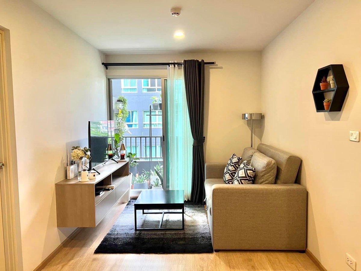 lal_condo's tweet photo. Elio Del Moss

สองห้องนอนมาแล้วค่าาา สำหรับน้องๆ #ทีมเกษตร 
หาเมท หาเพื่อน หาหวานใจ มาอยู่กันได้เลยยย ทำเลดีที่สุดใครๆก็บอก

ตึก G ชั้น 4 ขนาด 46.5 ตร.ม.
19,000 / สัญญา 1 ปี
18,000  / สัญญา 2 ปี

สนใจ line : @LaL.condo

#เกษตร #มก #ku #ทีมมก #Alevel66 #Alevel67 #บางเขน #คอนโด https://t.co/mJR7UkK1WT